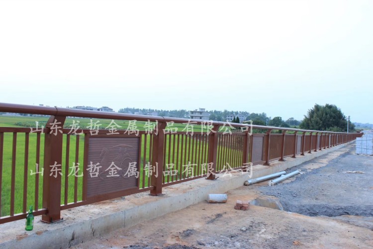 南昌?；韬虼蟮缞A護欄工程案例